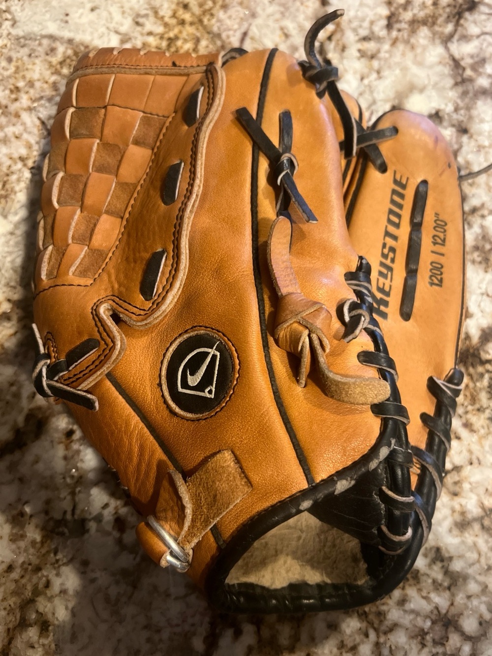 NIKE KEYSTONE 1200 12" BASEBALL GLOVE RIGHT-HAND THROWER